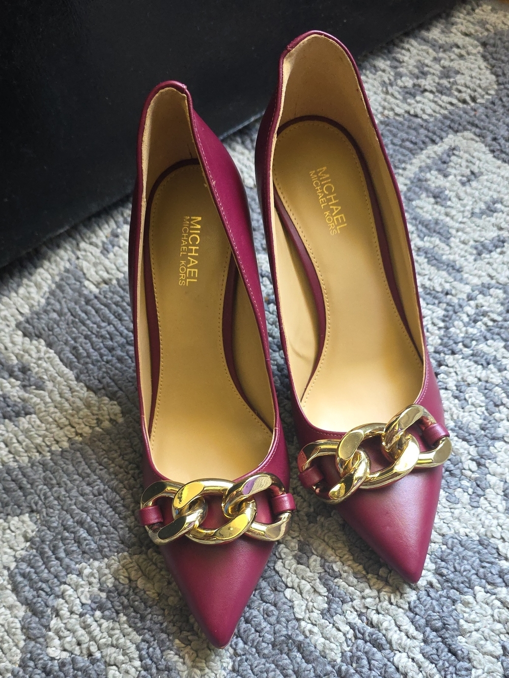 MICHAEL Michael Kors Scarlett Pointed Toe Chain Pump Heels - Dark Berry Leather